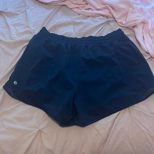 Hotty hot lululemon shorts